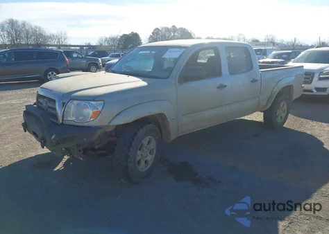 2010 Toyota Tacoma Base V6 z USA, uszkodzony, nr VIN 3TMMU4FN0AM018996